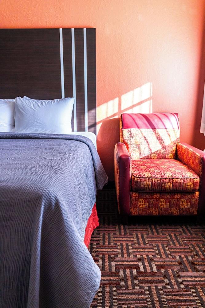 Quality Inn Amarillo East photo 15