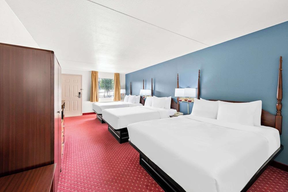 Clarion Inn Branson photo 18