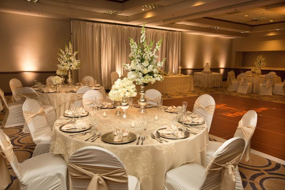 DoubleTree by Hilton Dayton Fairborn photo 33