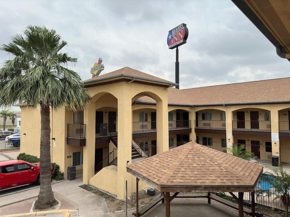 Texas Inn and Suites RGV photo 71