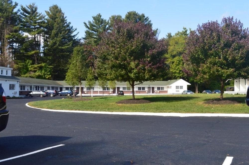 The Minuteman Inn photo 24