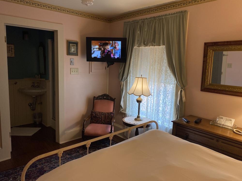 Atlantic Hotel photo 49