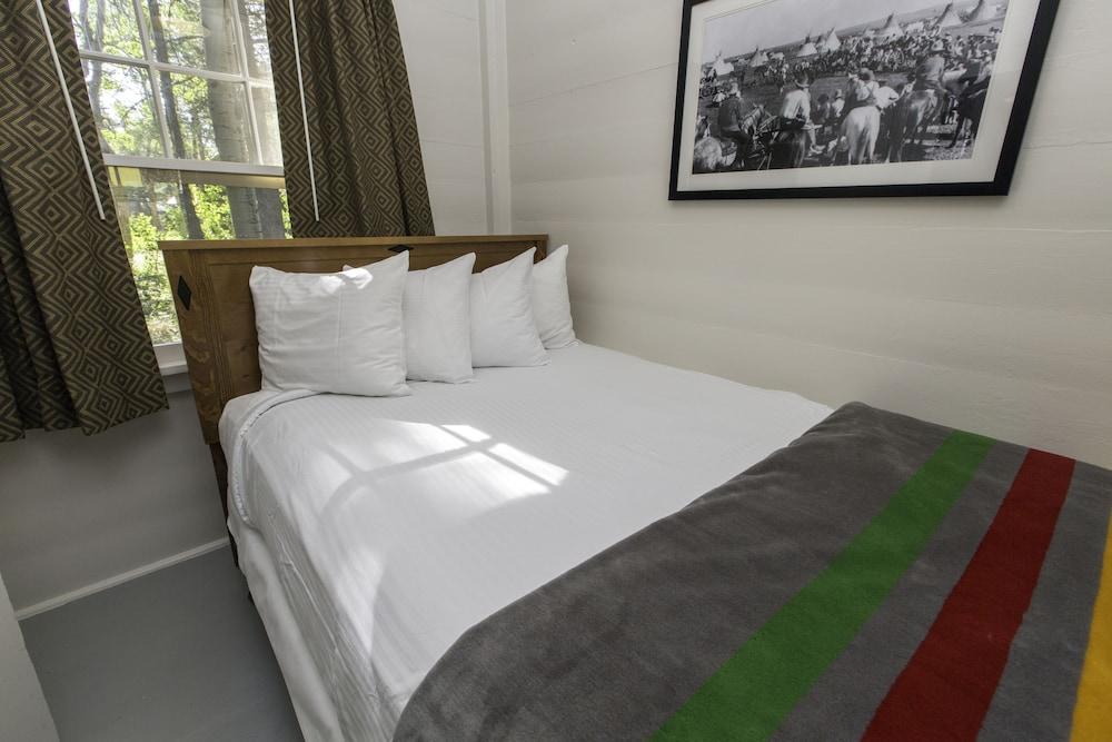 Swiftcurrent Motor Inn and Cabins - Inside the Park photo 25