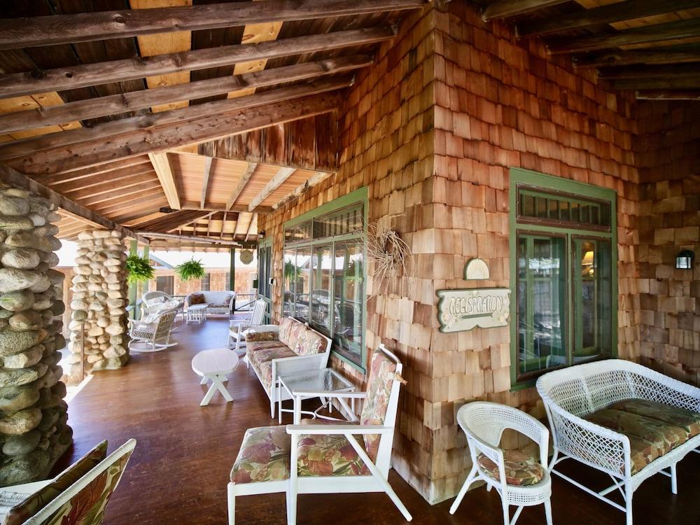 Whaleback Inn photo 60