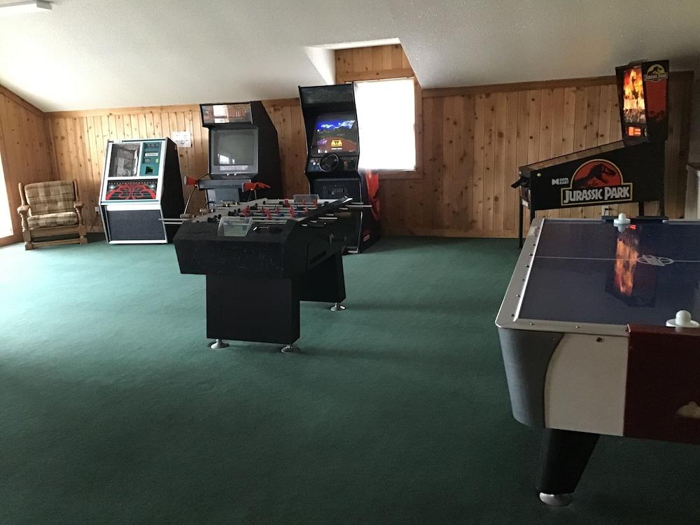Windwood Fly-In Resort photo 8