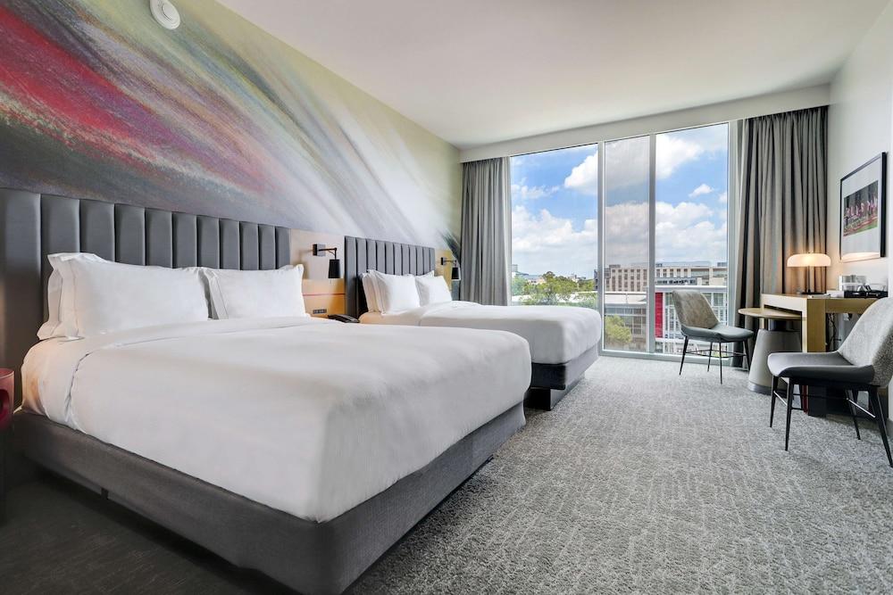 Hilton University of Houston photo 3