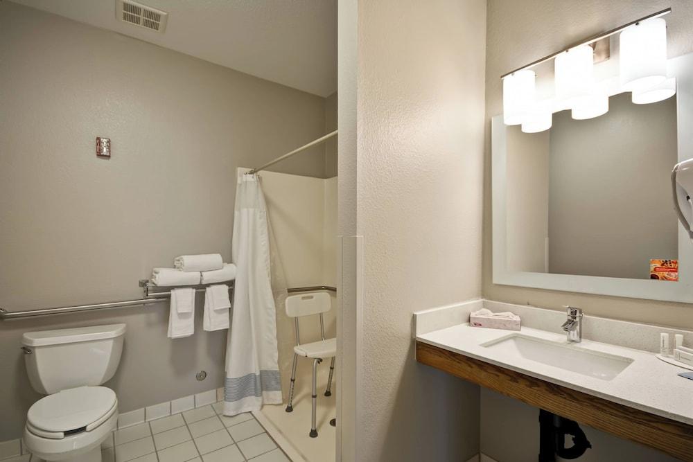 TownePlace Suites by Marriott Sioux Falls photo 10