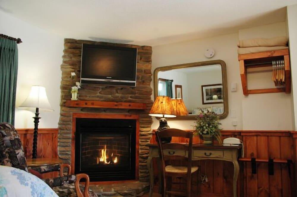 The Homestead Inn photo 45