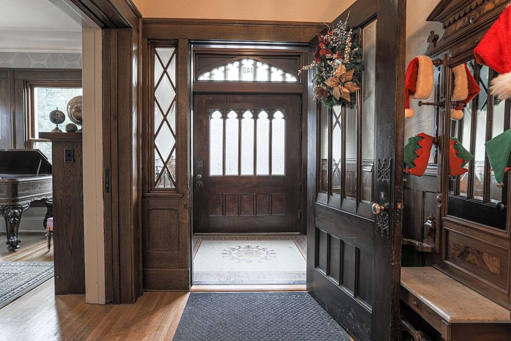 Offutt Manor photo 38