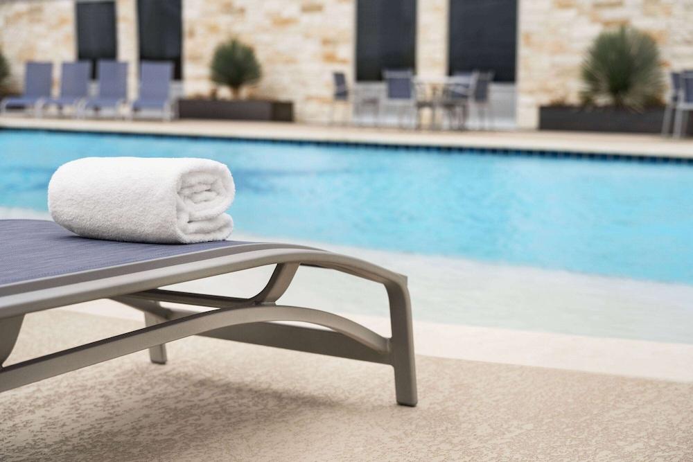 Hawthorn Extended Stay by Wyndham Del Rio photo 36