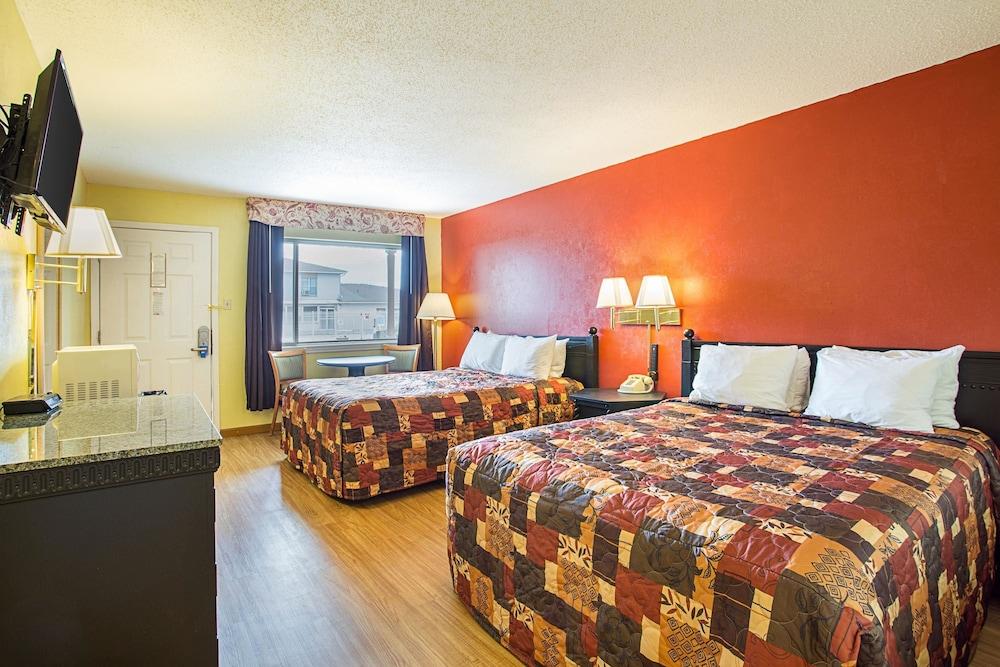 Rodeway Inn Roswell West photo 14