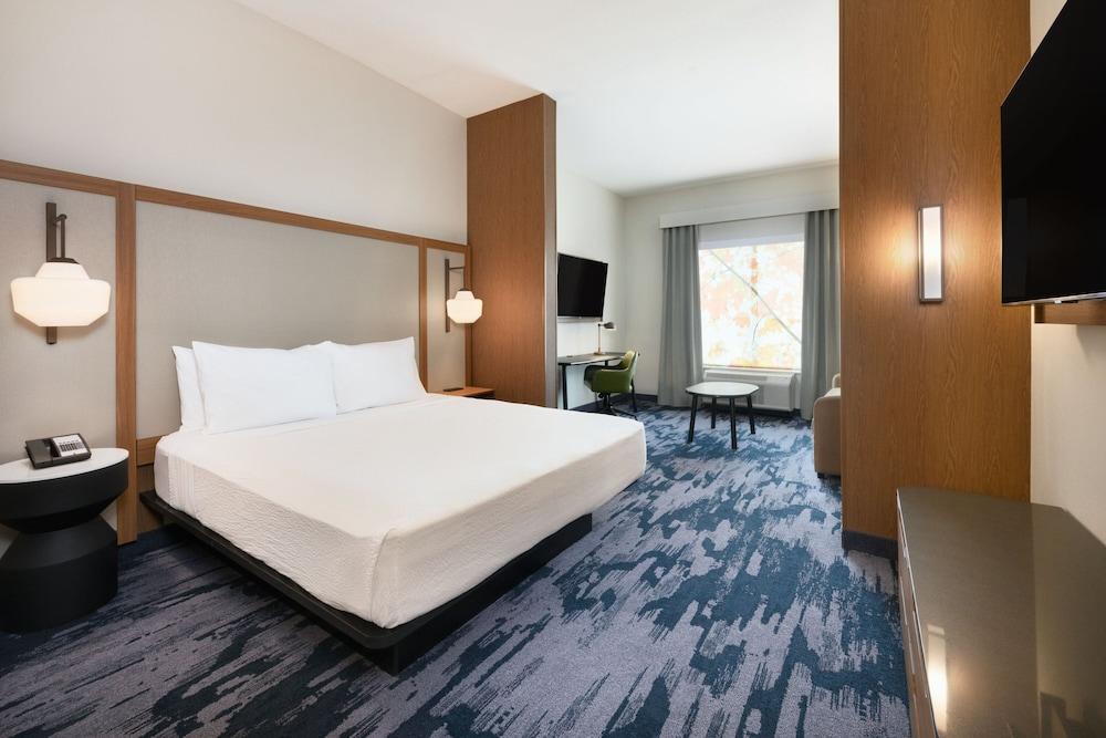 NEW - Fairfield Inn & Suites by Marriott Orlando at Millenia photo 25