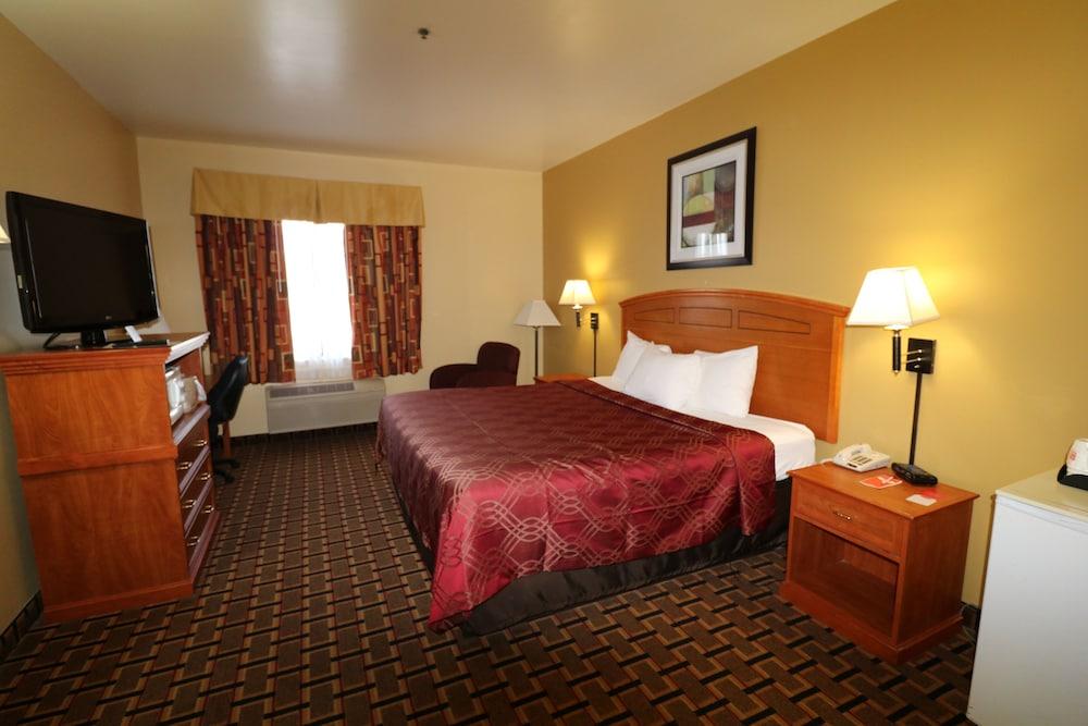 Econo Lodge Lubbock I-27 photo 7