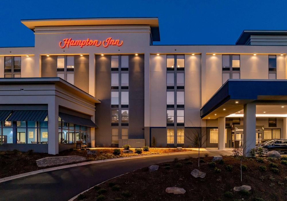 Hampton Inn Asheville-Tunnel Rd. photo 35