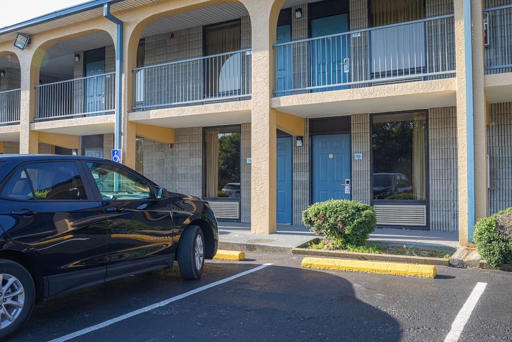 Grand Vista Hotel photo 20