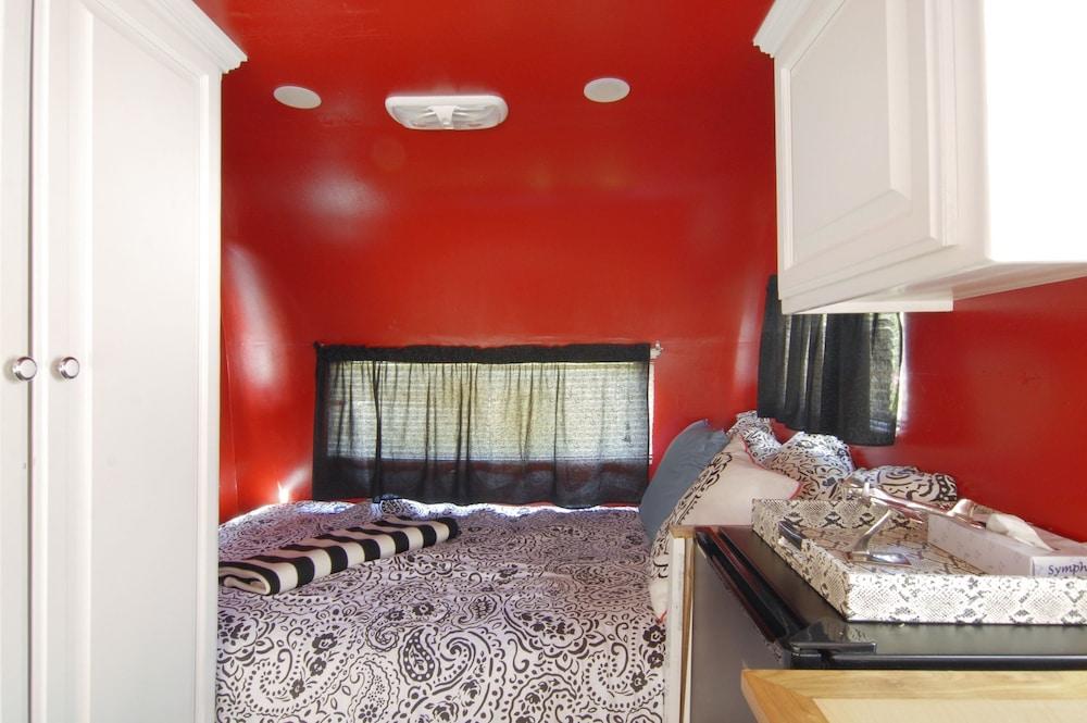 Palm Canyon Hotel & RV Resort photo 16