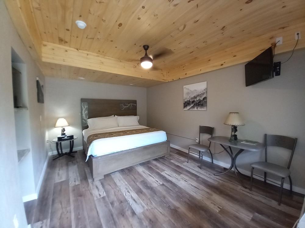 The Carter Lodge On The River photo 35