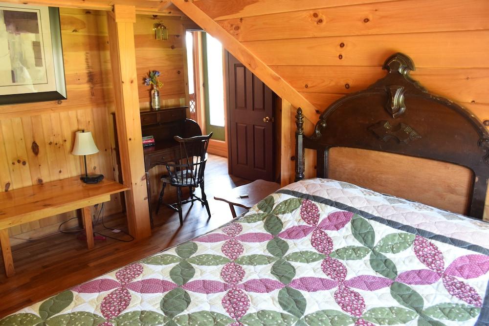 Lake House photo 38