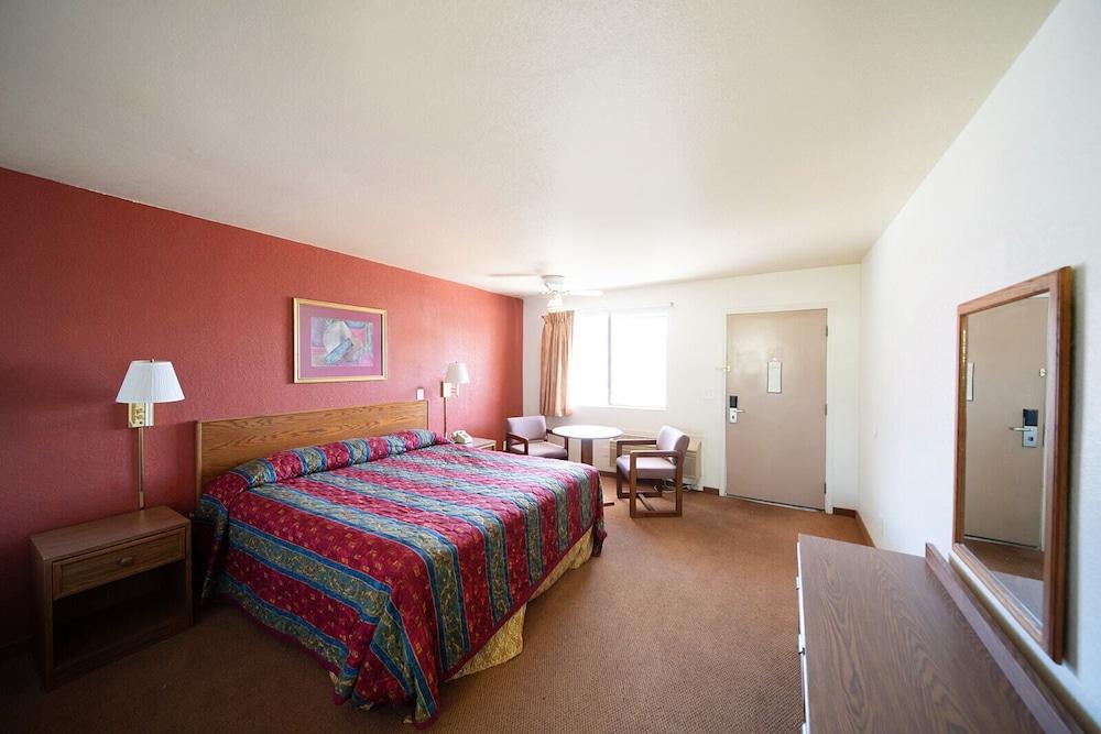 Superior Suites Phoenix Mesa photo 10