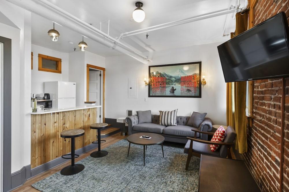 Hood River Hotel photo 53