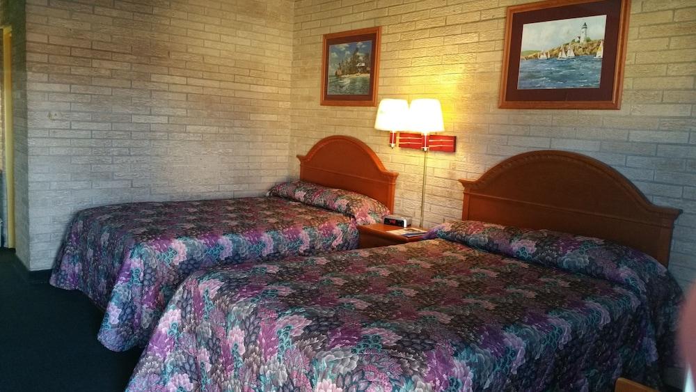 Budget Inn photo 3