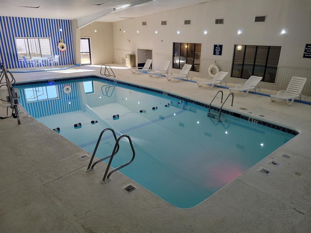 Motel 6 Bartlesville, OK photo 11