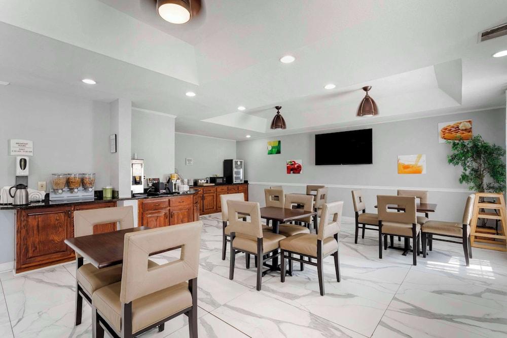 Quality Inn Oak Ridge - Knoxville West photo 9