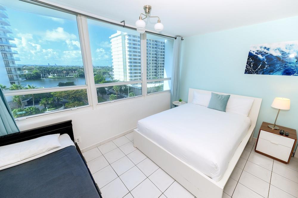 SeaStays Apartments photo 80