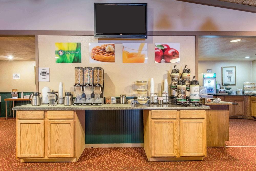 Quality Inn Somerset photo 35