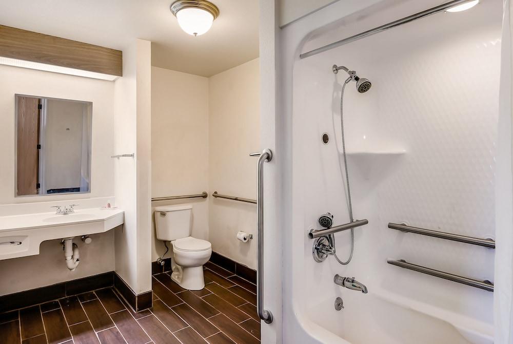Edn Hotel photo 5