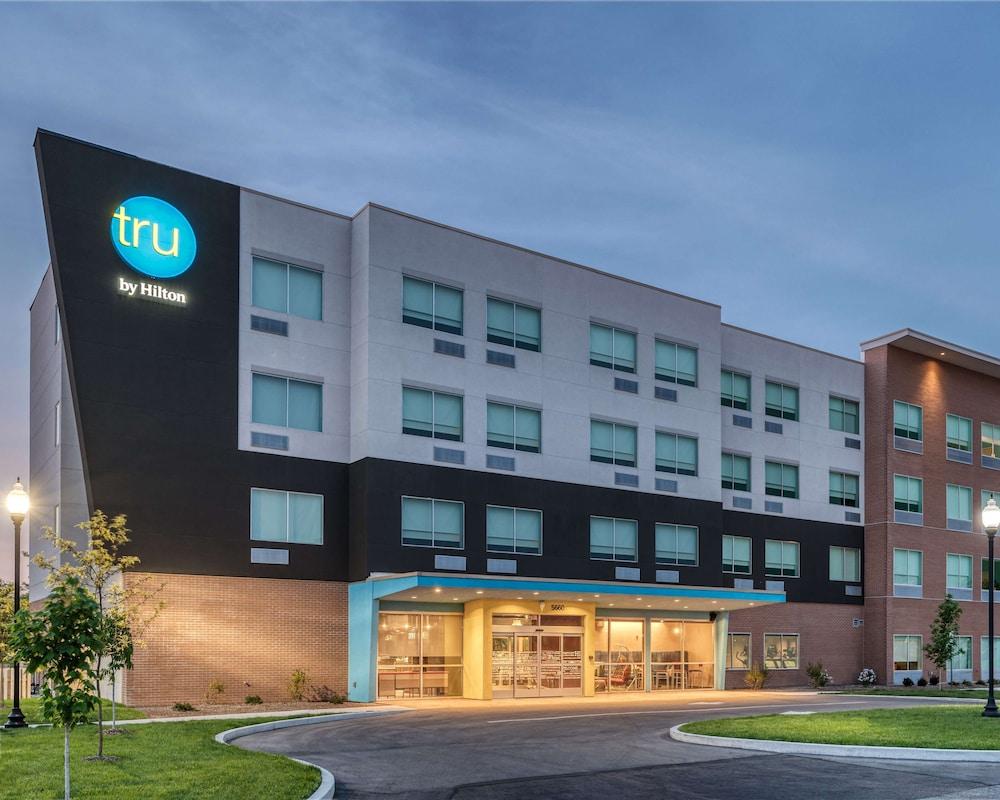 Tru By Hilton Indianapolis Lawrence, In photo 1