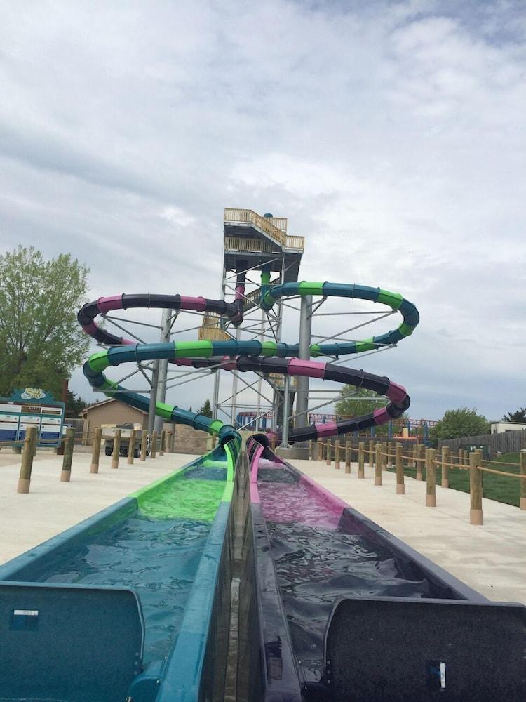 Darien Lake Lodge on the Lake photo 5