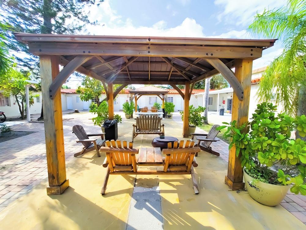 STAY INN BOUTIQUE HOTEL photo 2