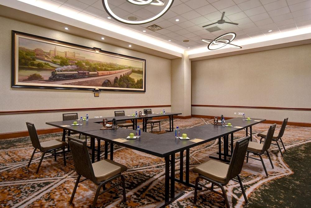Residence Inn Minneapolis Downtown at The Depot by Marriott photo 31