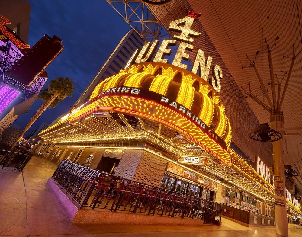 Four Queens Hotel and Casino photo 42