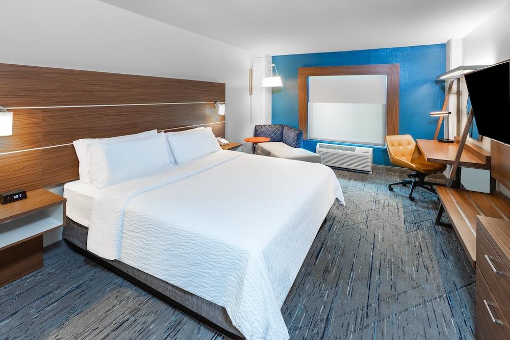 HI Express El Paso Downtown by IHG photo 19