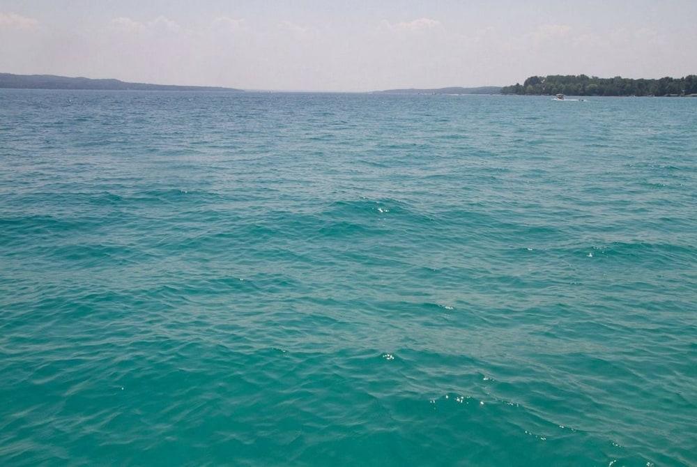 Torch Bay Inn photo 15