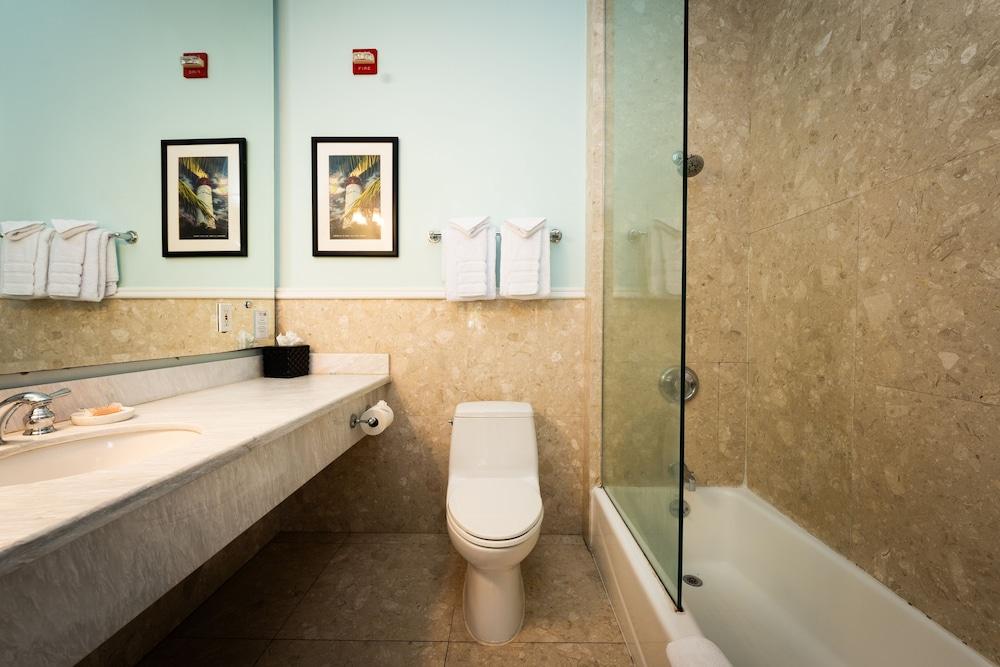 Southernmost House photo 48