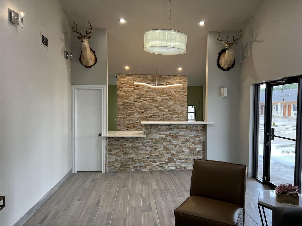 Garden Inn & Suite photo 3