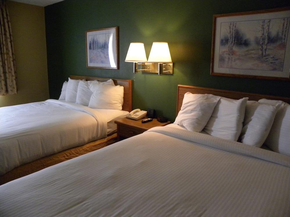 New Victorian Inn and Suites photo 7