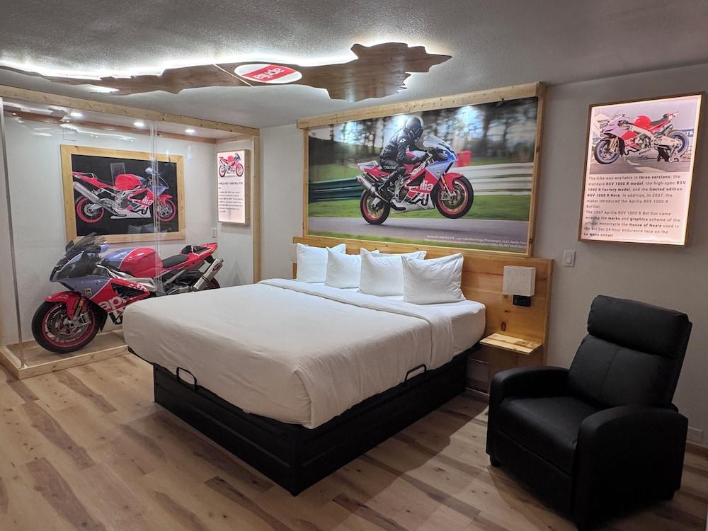 Motorcycle Inn photo 21