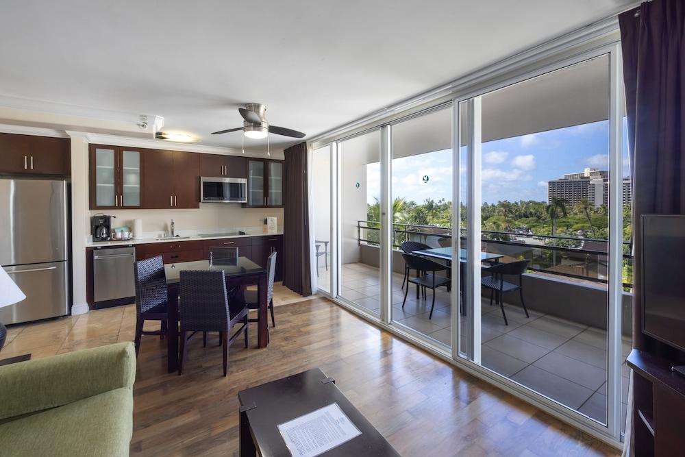 Regency on Beachwalk Waikiki by OUTRIGGER photo 70