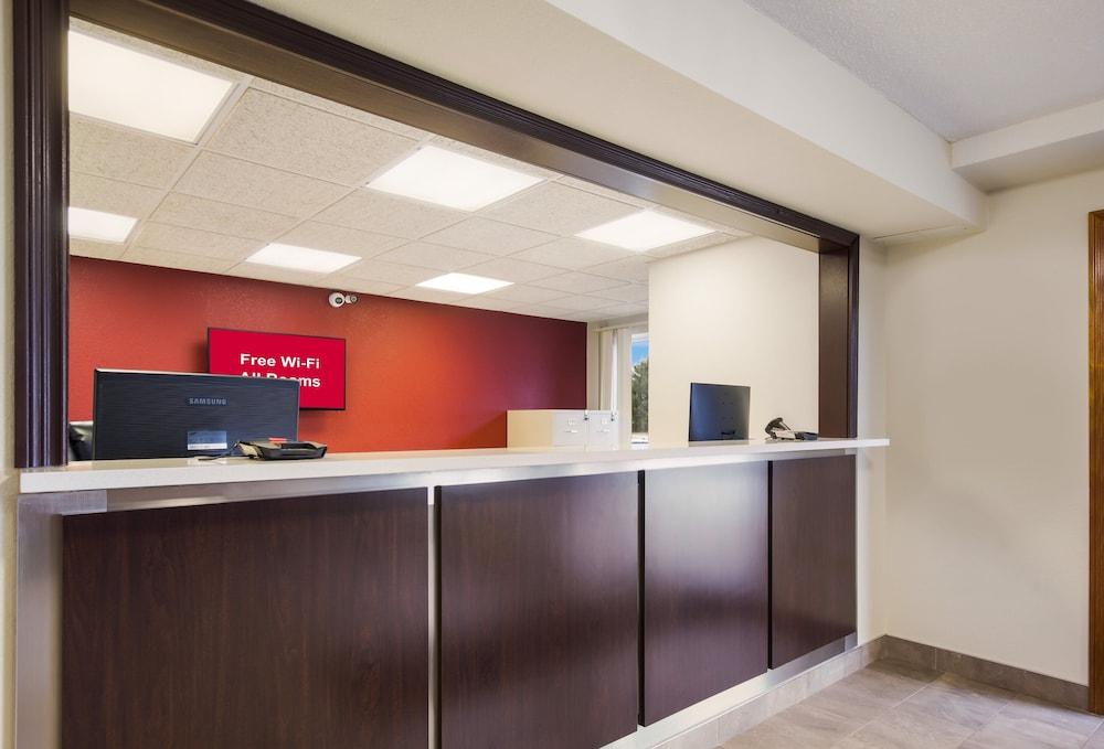 Red Roof Inn Lawrenceburg photo 4