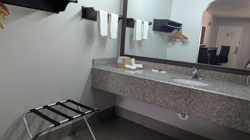 Platinum Inn photo 16