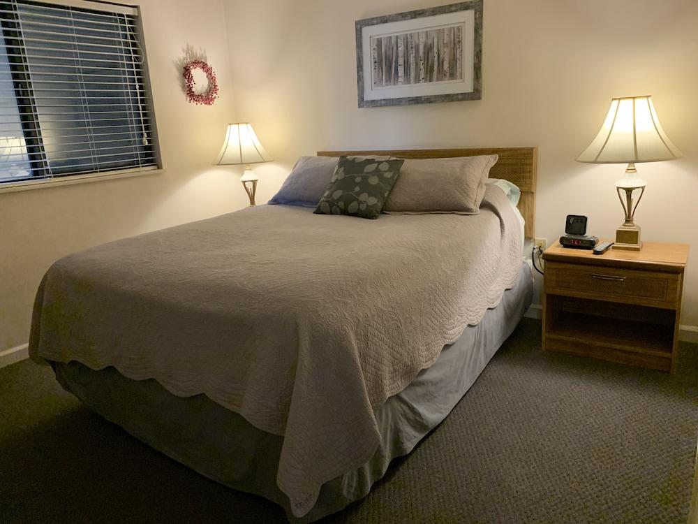 Laurel Inn Condominium photo 14