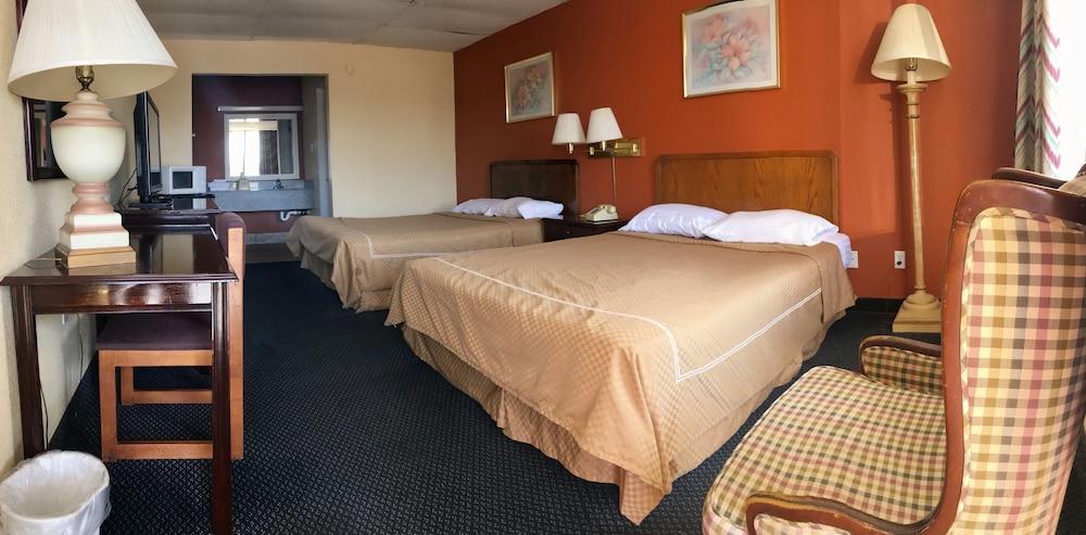 Executive Inn photo 27