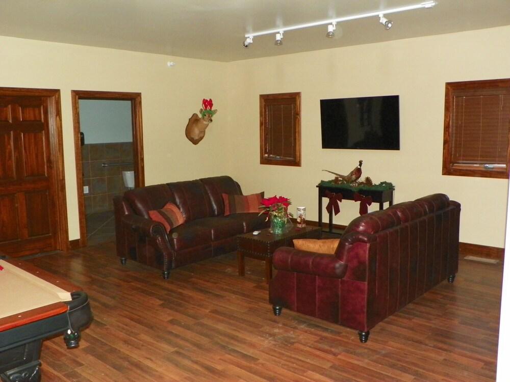 Dakota Prairie Lodge & Resort photo 9