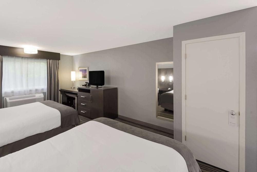 Best Western Riverside Inn photo 16
