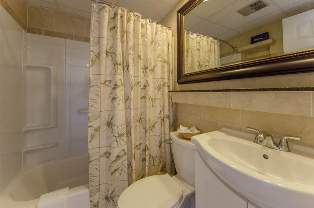 Crystal Beach Motor Inn photo 14