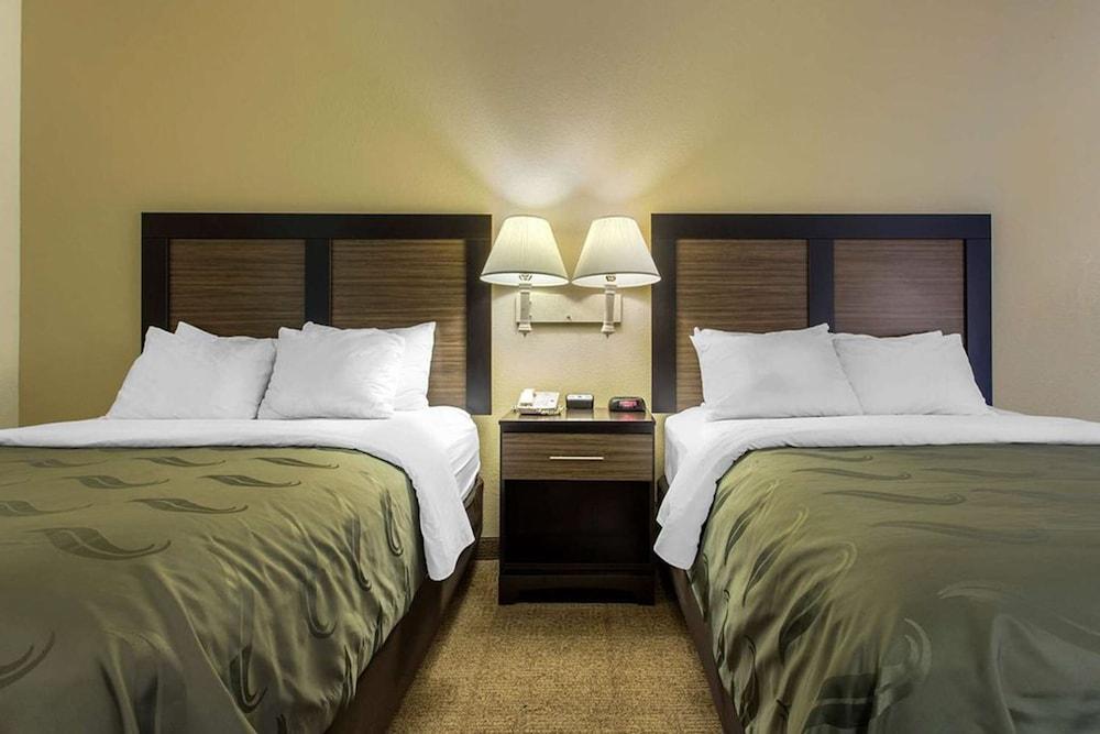 Quality Inn Surfside Myrtle Beach photo 17